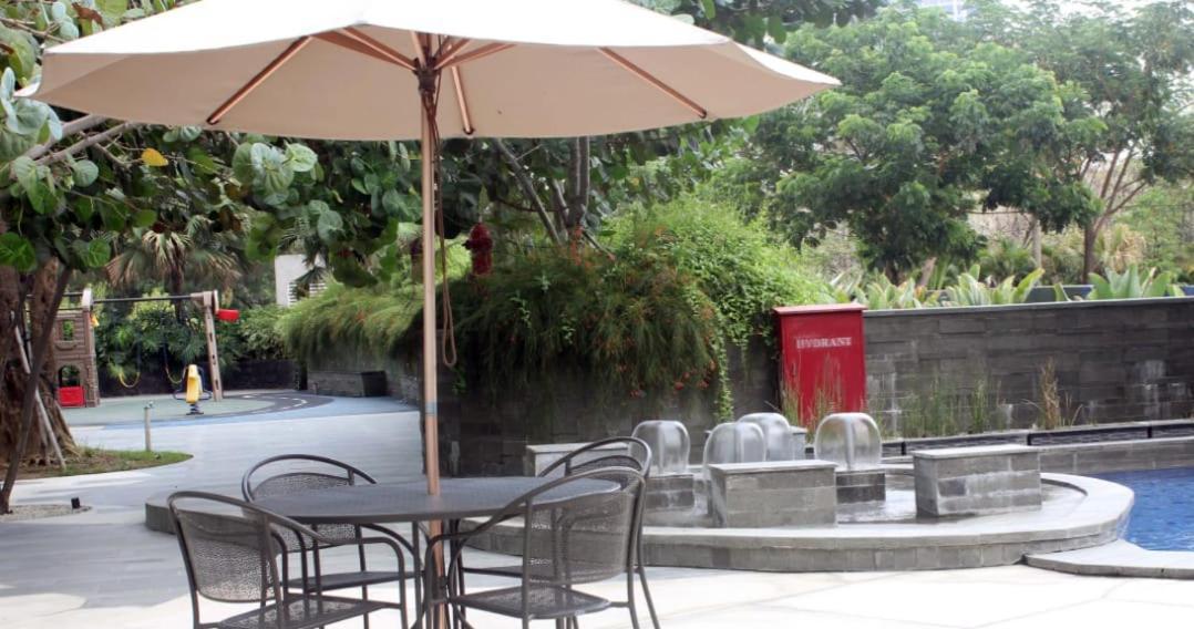 Apartemen Grand sungkono Lagoon Venetian. Surabaya Buitenkant foto